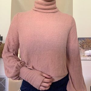 Cropped Balloon Sleeve Turtleneck
